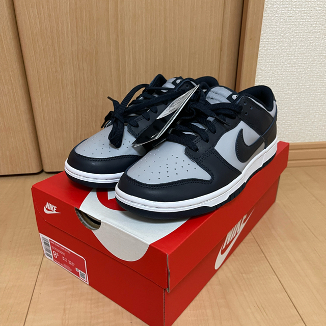 NIKE(ナイキ)のNIKE dunk low  ダンク ロー チャンピオンシップグレー 26.5 メンズの靴/シューズ(スニーカー)の商品写真