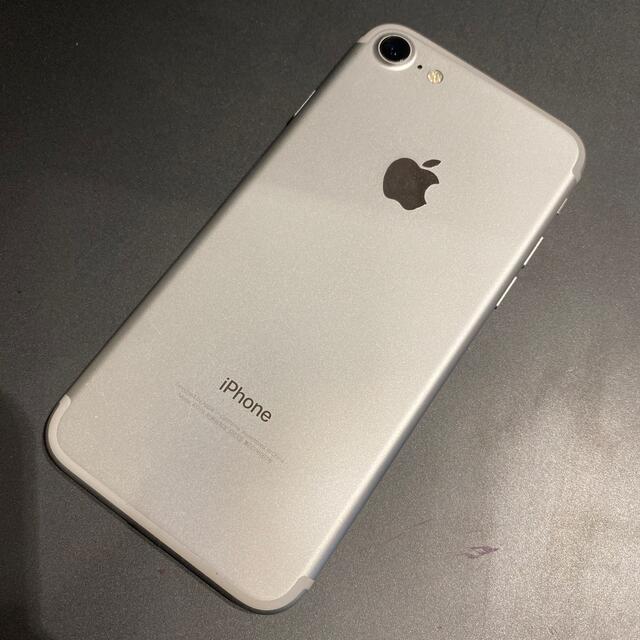 SIMフリー  iPhone 7 32GB シルバー