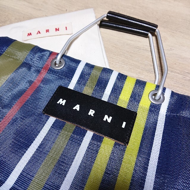 Marni(マルニ)のwe-rose様専用ですMARNI マルニ　フラワーカフェ　ストライプ バッグ レディースのバッグ(トートバッグ)の商品写真