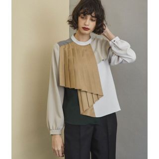 UNITED TOKYO ストラタムシャギーブラウス