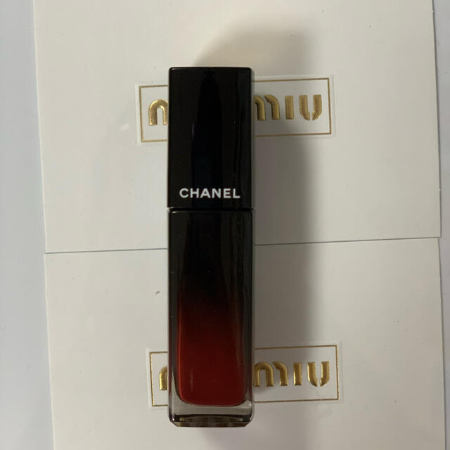 CHANEL ルージュアリュークラック 72