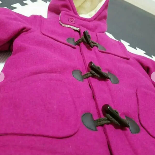ダッフル　赤紫 キッズ/ベビー/マタニティのキッズ服女の子用(90cm~)(コート)の商品写真