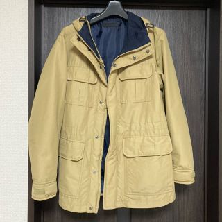 ユニクロ(UNIQLO)のユニクロ　マウンテンパーカー　ベージュ　sサイズ(マウンテンパーカー)