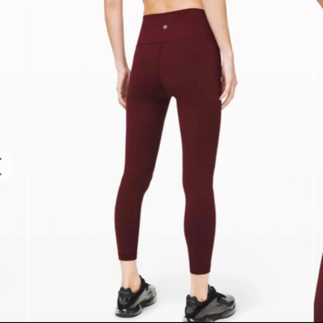 lululemon(ルルレモン)のルルレモン　ワインレッド色　限定ハイライズレギンス　サイズ8 レディースのレッグウェア(レギンス/スパッツ)の商品写真