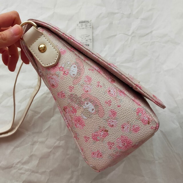 LIZ LISA(リズリサ)の☆新品未使用☆　リズメロ　ショルダーバッグ レディースのバッグ(ショルダーバッグ)の商品写真