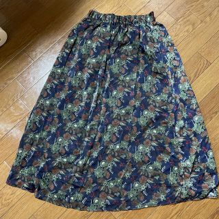 ジーユー(GU)の美品★GUマキシ丈花柄ロングスカート(ロングスカート)