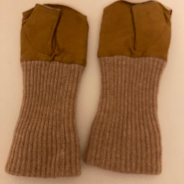 Vivienne Westwood(ヴィヴィアンウエストウッド)の引っ越しの為おやすく💜ヴィウィアンウエストウッド　ラブ手袋 レディースのファッション小物(手袋)の商品写真