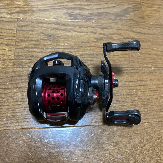 DAIWA(ダイワ)の【最終特価】ダイワ SSAIR8.1R スポーツ/アウトドアのフィッシング(リール)の商品写真