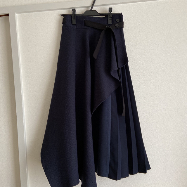 ユナイテッドトウキョウ　ケープブロッキングスカート レディースのスカート(ロングスカート)の商品写真