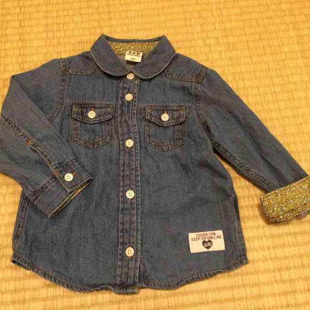 e.a.B(エーアーベー)のeab デニム風 シャツ 長袖 90 キッズ/ベビー/マタニティのキッズ服男の子用(90cm~)(ブラウス)の商品写真