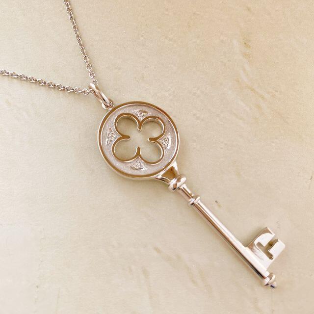 Tiffany クローバーキー ダイヤモンド K18WG 美品の通販 by coco❤️ジュエリー|ティファニーならラクマ & Co. - ティファニー 限定品安い