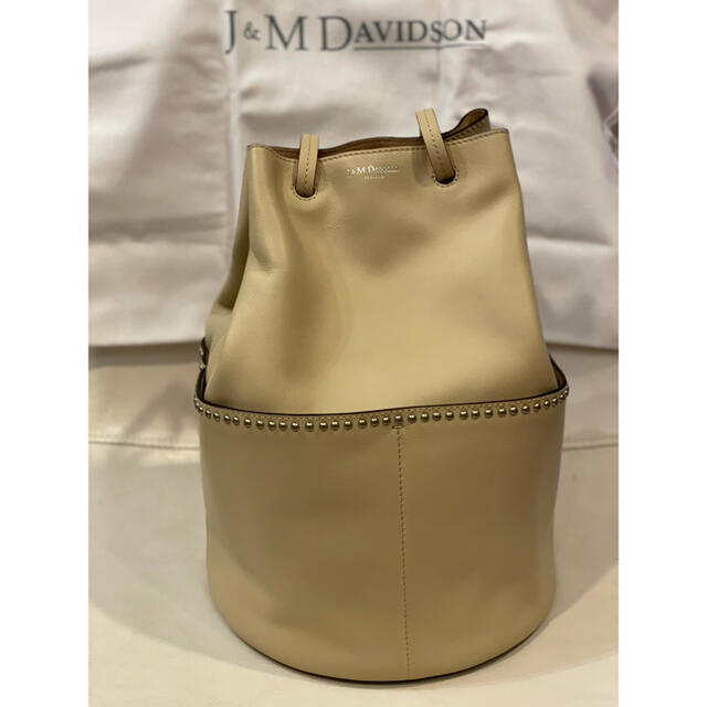 新品 J&M Davidson デイジー ストーンベージュ www.krzysztofbialy.com