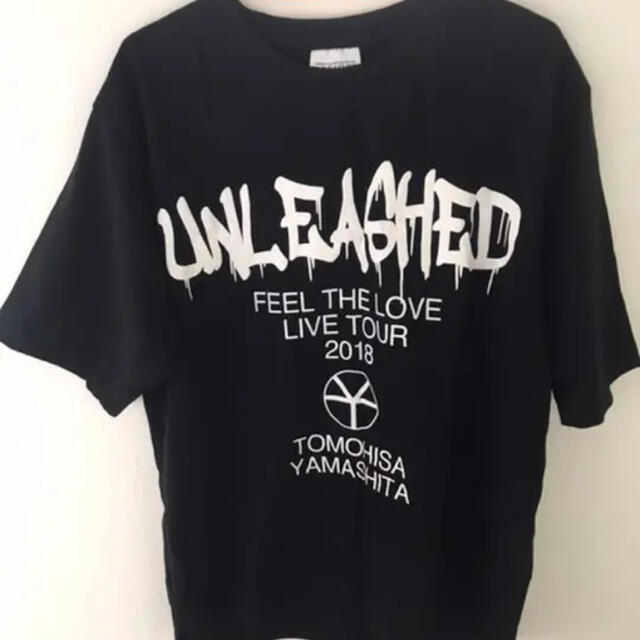 山下智久(ヤマシタトモヒサ)の山下智久　unleashed  Tシャツ エンタメ/ホビーのタレントグッズ(男性タレント)の商品写真