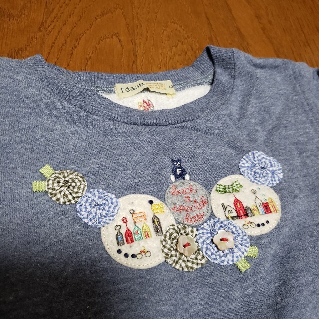 familiar(ファミリア)のファミリア　トレーナー　120 キッズ/ベビー/マタニティのキッズ服女の子用(90cm~)(Tシャツ/カットソー)の商品写真