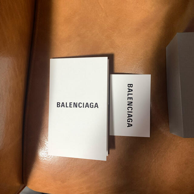 Balenciaga(バレンシアガ)のBARENCIAGA ペーパーミニウォレットイエロー　❤︎様専用 レディースのファッション小物(財布)の商品写真