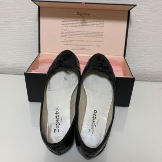 レペット(repetto)のrepetto サンドリオン　エナメル　ブラック　37.5(バレエシューズ)