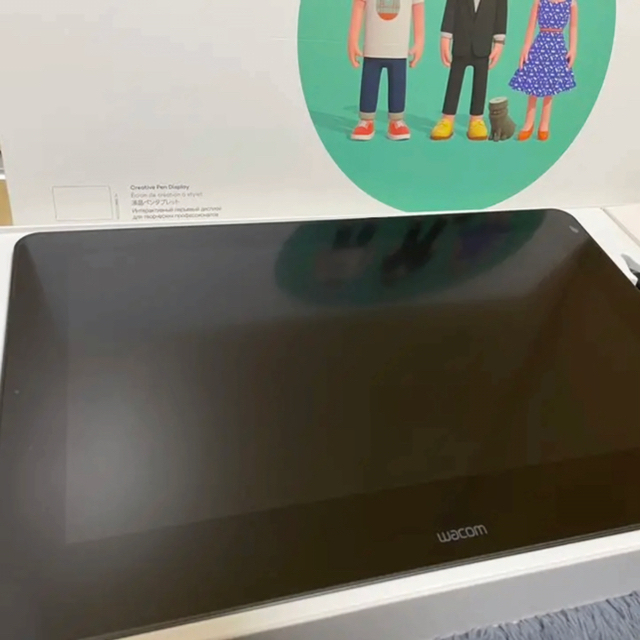 Wacom(ワコム)のWACOM Cintiq pro 16 スタンド付き スマホ/家電/カメラのPC/タブレット(タブレット)の商品写真