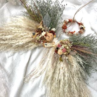 天使の羽スワッグ 花かんむりを添えての通販 by ハッピー♡リース