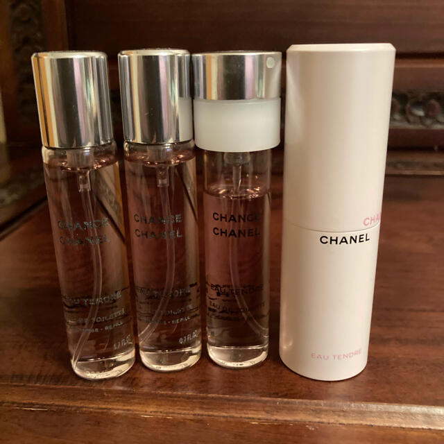 CHANEL(シャネル)のシャネル・チャンス ツイスト&スプレー EDT 20ml×3本 （香水） コスメ/美容の香水(香水(女性用))の商品写真