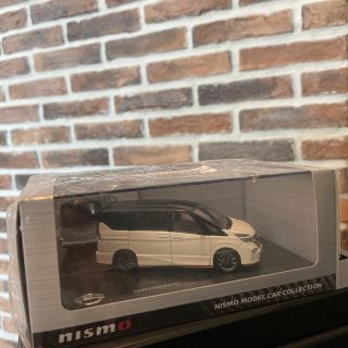 ニッサン(日産)の日産　純正　セレナ　ニスモバージョン　ミニカー　京商　1/43(ミニカー)