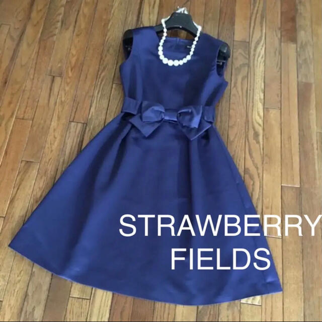 STRAWBERRY-FIELDS(ストロベリーフィールズ)のSTRAWBERRY-FIELDS ワンピース ストロベリーフィールズ　リボン レディースのワンピース(ひざ丈ワンピース)の商品写真