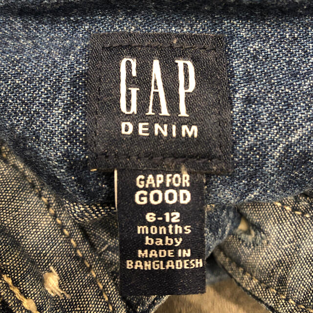 GAP(ギャップ)のGAP DENIM ロンパース 70cm キッズ/ベビー/マタニティのベビー服(~85cm)(ロンパース)の商品写真