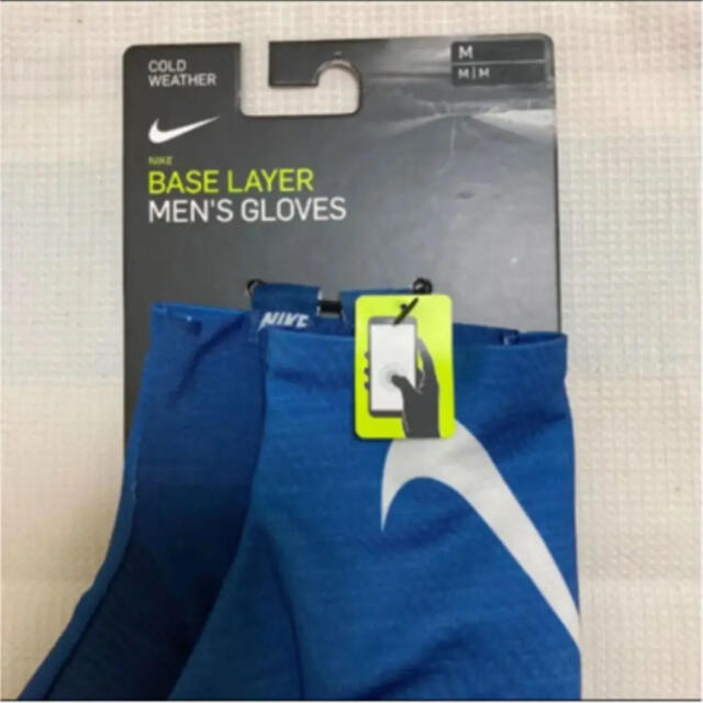 NIKE(ナイキ)のNIKE BASE LAYER men's GLOVES Mサイズ スポーツ/アウトドアのランニング(その他)の商品写真