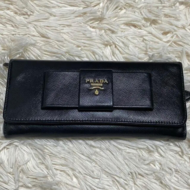 PRADA リボン　長財布