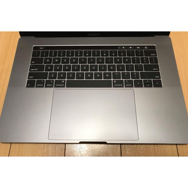 Mac (Apple)(マック)の中古Macbook Pro 15 inch ハイスペックCore i9 32GB スマホ/家電/カメラのPC/タブレット(ノートPC)の商品写真