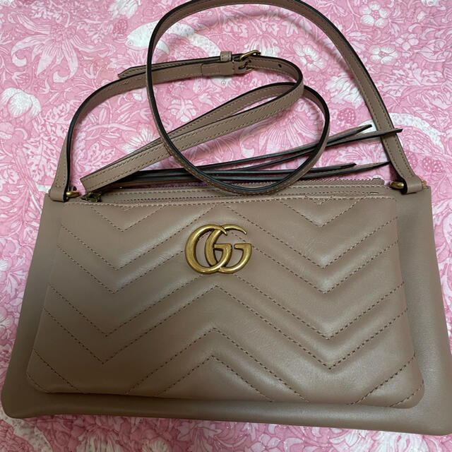 希少GUCCIオールドグッチ使いやすいGGマーモントショルダーバッグ