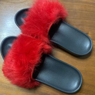 アグ(UGG)のアグ　ファーサンダル(サンダル)