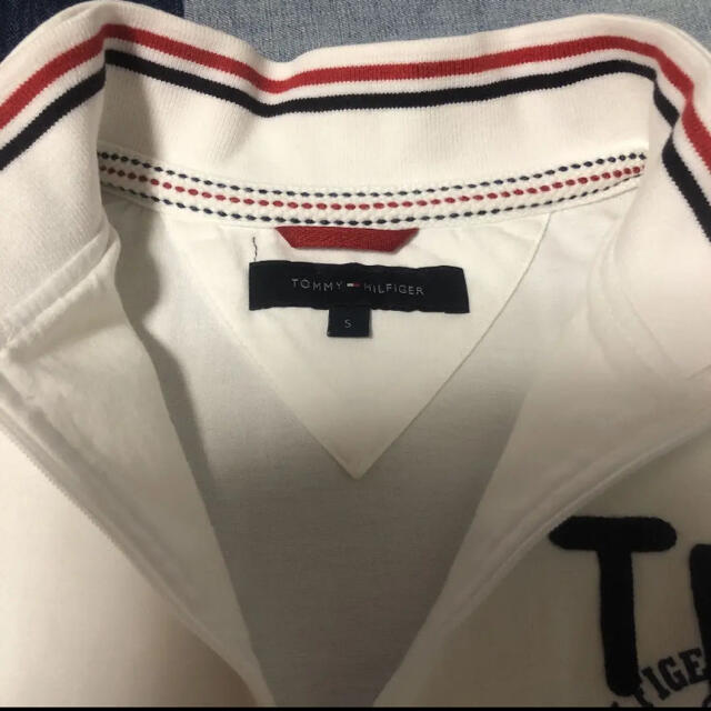 TOMMY HILFIGER(トミーヒルフィガー)のTOMMY HILFIGER♡長袖♡ホワイト♡ メンズのトップス(Tシャツ/カットソー(七分/長袖))の商品写真