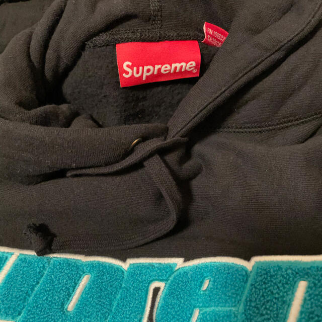 Supreme パーカー 2