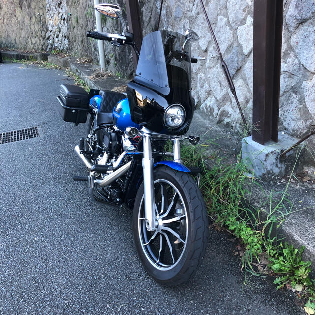 Harley Davidson(ハーレーダビッドソン)のエンジンガード（ソフテイル2018以降） 自動車/バイクのバイク(パーツ)の商品写真