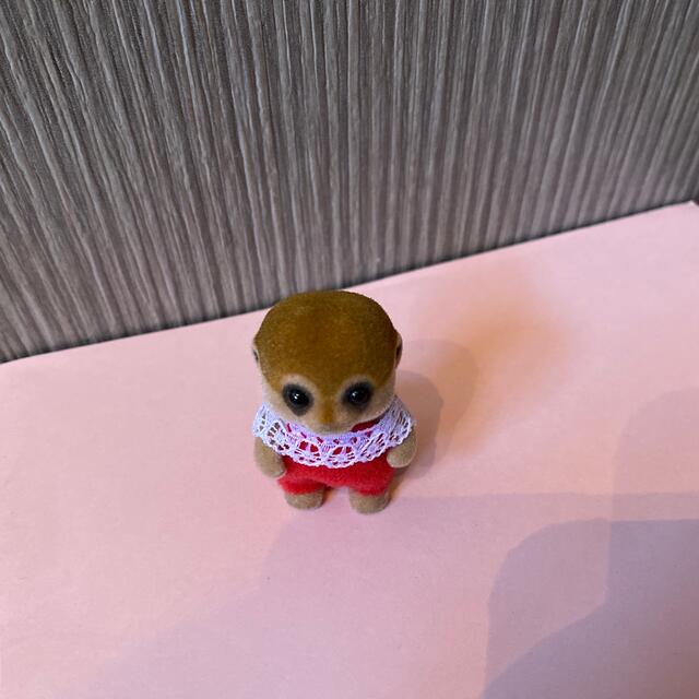 EPOCH(エポック)のシルバニアファミリー ミーアキャットの赤ちゃん エンタメ/ホビーのおもちゃ/ぬいぐるみ(ぬいぐるみ)の商品写真