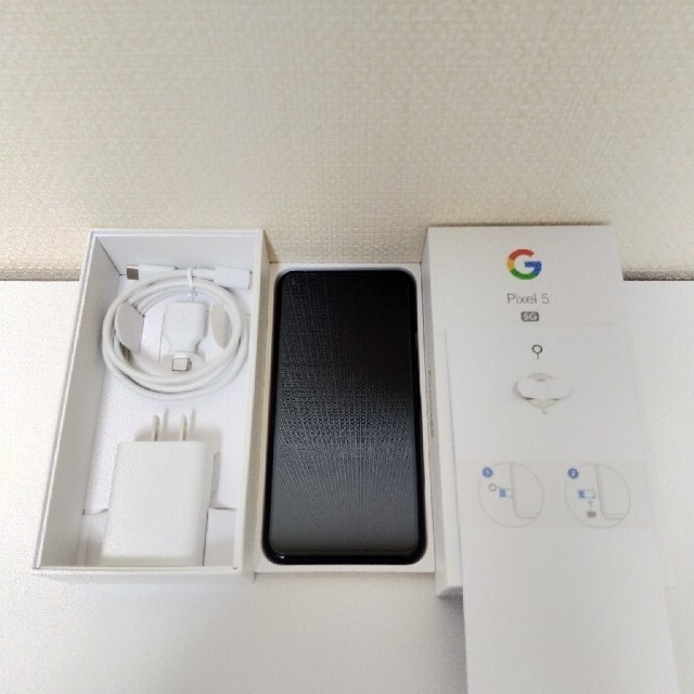 Google Pixel(グーグルピクセル)のys様専用Google Pixel5 128GB Just Black おまけ付 スマホ/家電/カメラのスマートフォン/携帯電話(スマートフォン本体)の商品写真