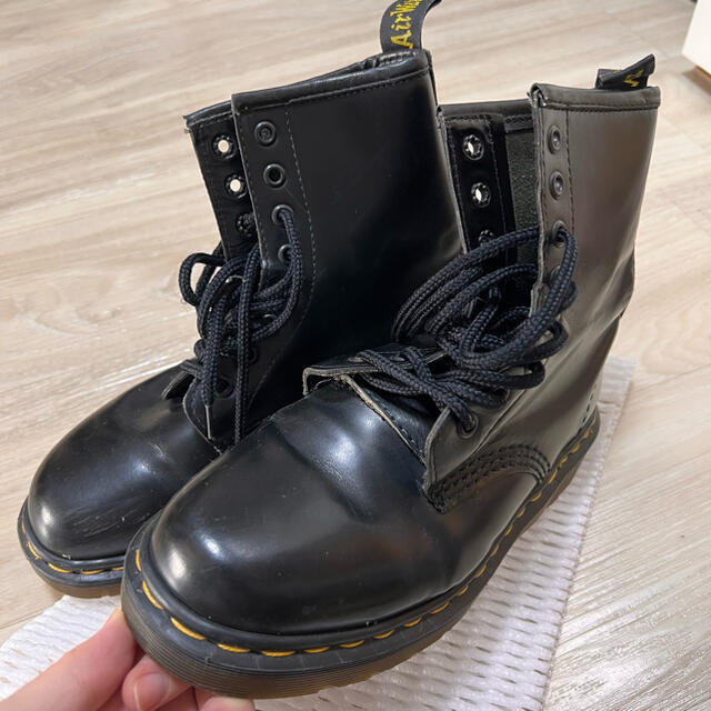 Dr.Martens(ドクターマーチン)のDr.martens 8ホール　23.5cm レディースの靴/シューズ(ブーツ)の商品写真