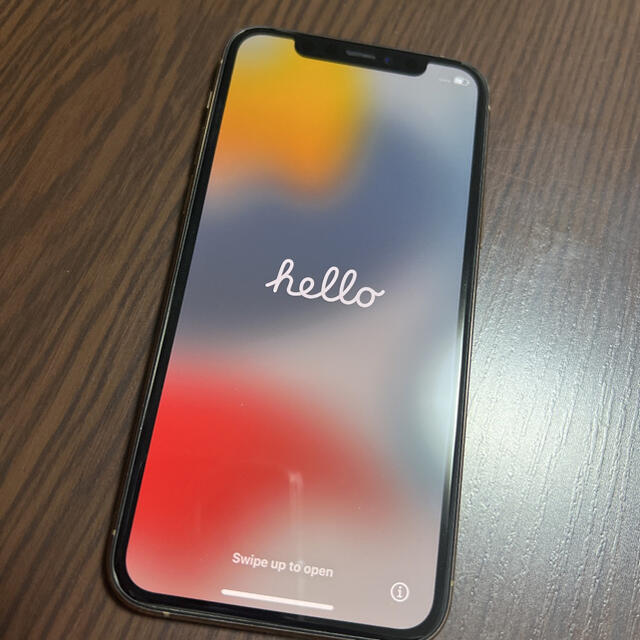 Apple(アップル)のiPhone11pro 256GB ゴールド スマホ/家電/カメラのスマートフォン/携帯電話(スマートフォン本体)の商品写真