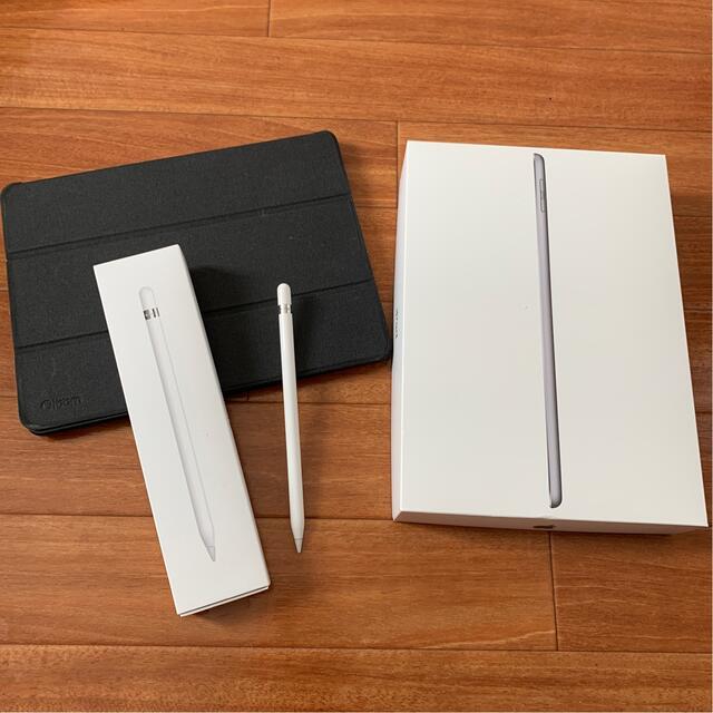 Apple(アップル)の【中古】iPad + Apple Pencil セット スマホ/家電/カメラのPC/タブレット(タブレット)の商品写真