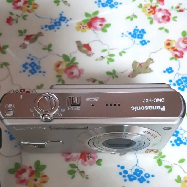 Panasonic - Panasonic LUMIX FX DMC-FX7 (ジャンク品)の通販 by Panasonic - Panasonic LUMIX FX DMC-FX7 (ジャンク品)の通販 by