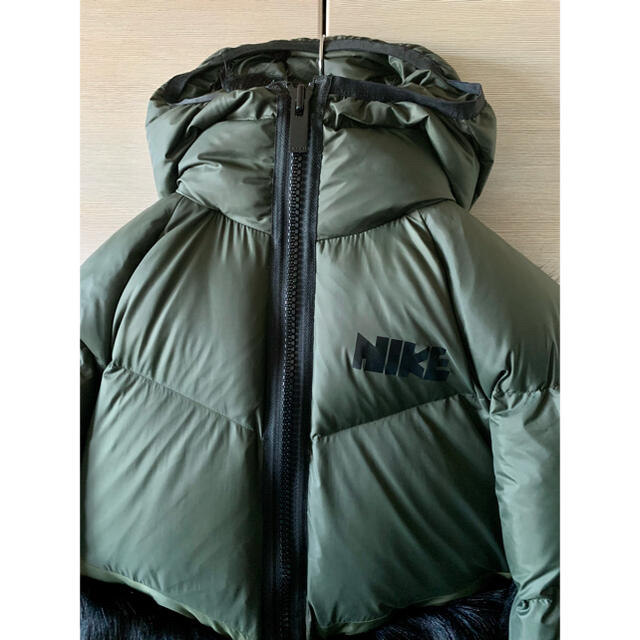 sacai × NIKE Women’s Parka ファーダウンジャケット