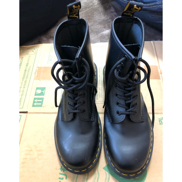 Dr.MARTENS (ドクターマーチン)　8ホール　黒