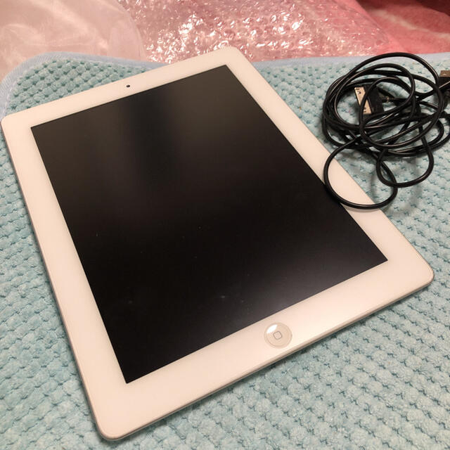 iPad(アイパッド)の美品 Apple iPad 3 第3世代 64GB Wi-Fi+Cellular スマホ/家電/カメラのPC/タブレット(タブレット)の商品写真