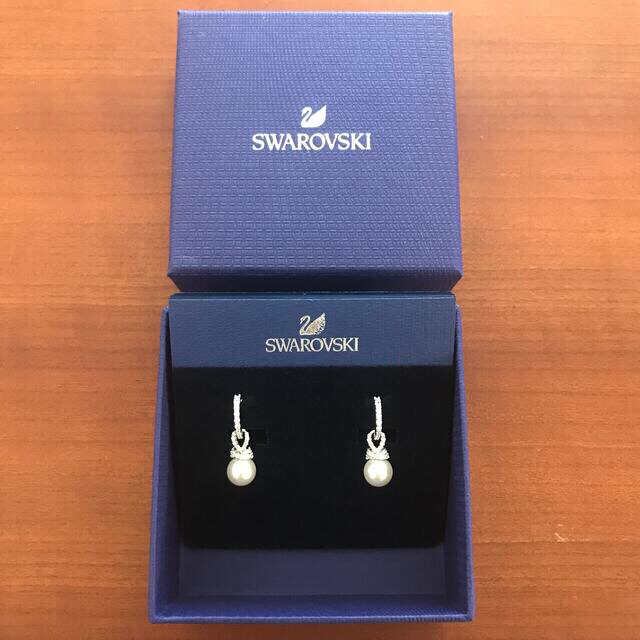 SWAROVSKI(スワロフスキー)のスワロフスキー　ドロップクリップパールイヤリング レディースのアクセサリー(イヤリング)の商品写真