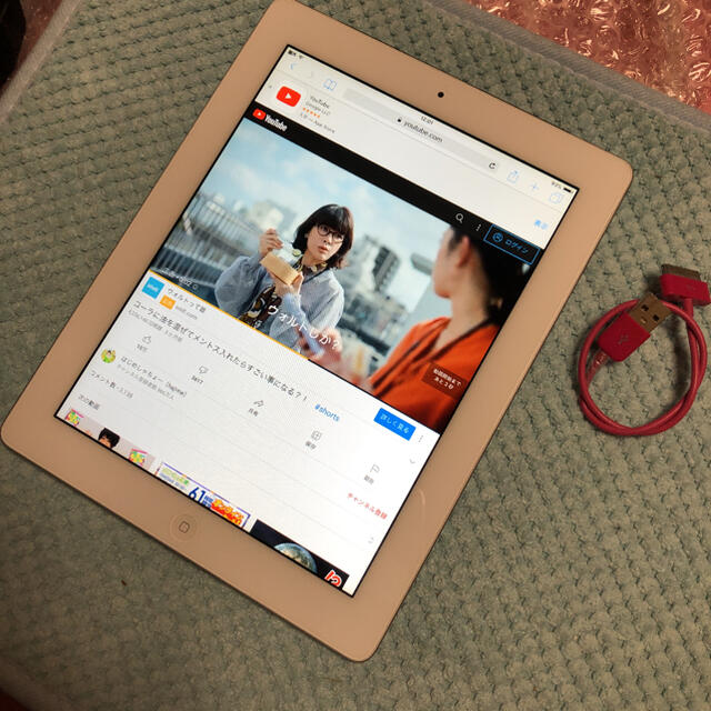 iPad(アイパッド)の美品 Apple iPad 2 第2世代 16GB Wi-Fi+Cellular スマホ/家電/カメラのPC/タブレット(タブレット)の商品写真