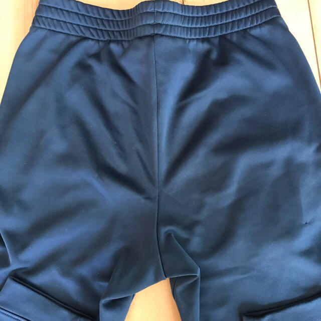 UNDER ARMOUR(アンダーアーマー)の【リネン様専用】アンダーアーマー   パンツ　YLG（150） キッズ/ベビー/マタニティのキッズ服男の子用(90cm~)(パンツ/スパッツ)の商品写真