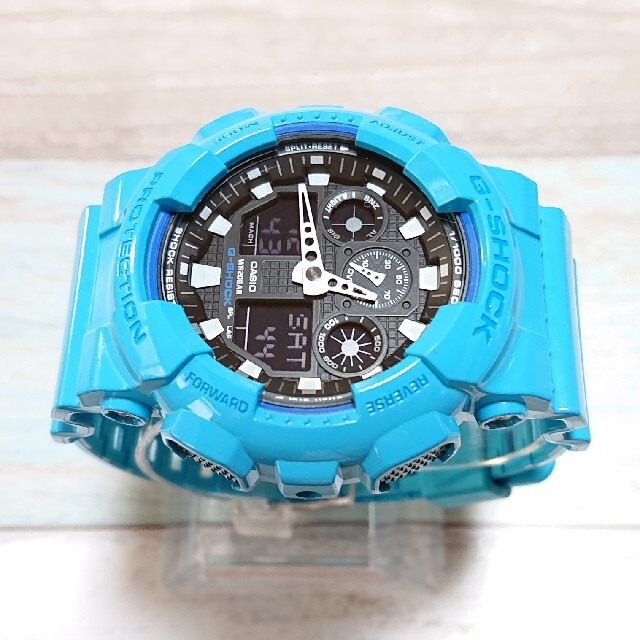 G-SHOCK(ジーショック)の美品【CASIO／G-SHOCK】デジアナ メンズ腕時計 GA-100B メンズの時計(腕時計(デジタル))の商品写真