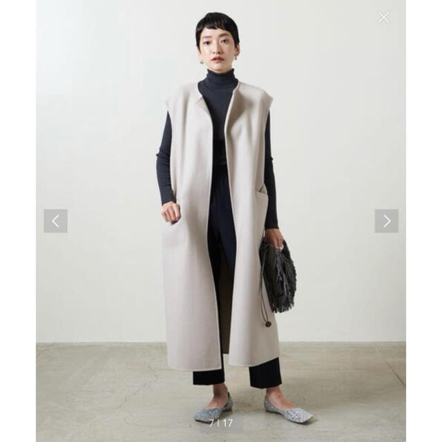 UNITED ARROWS(ユナイテッドアローズ)のUNITED ARROWS リバーノーカラーベスト レディースのジャケット/アウター(ロングコート)の商品写真