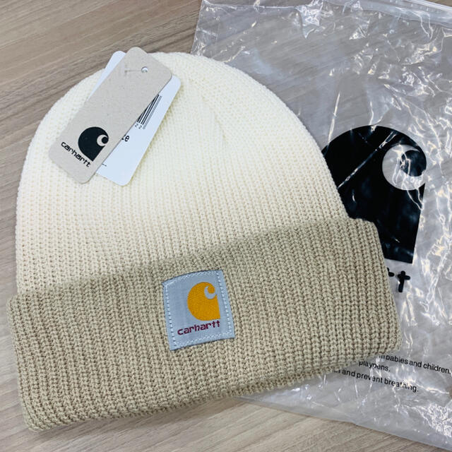 carhartt(カーハート)の【新品】carhartt カーハート ニット帽 ニット メンズの帽子(ニット帽/ビーニー)の商品写真