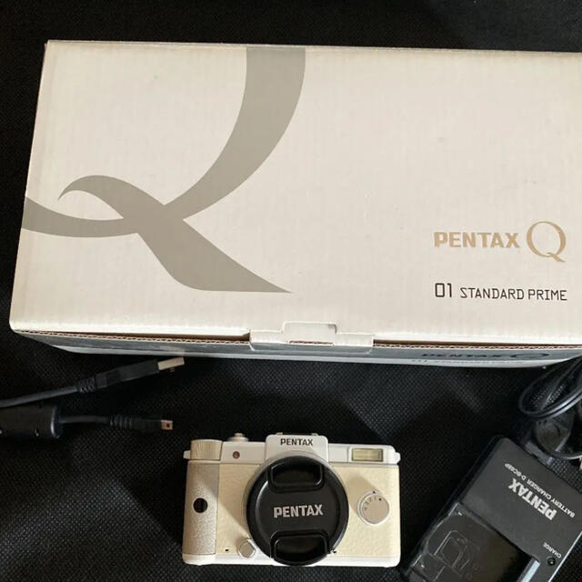 PENTAX(ペンタックス)のPENTAX Q  01 STANDARD PRIME付 スマホ/家電/カメラのカメラ(ミラーレス一眼)の商品写真